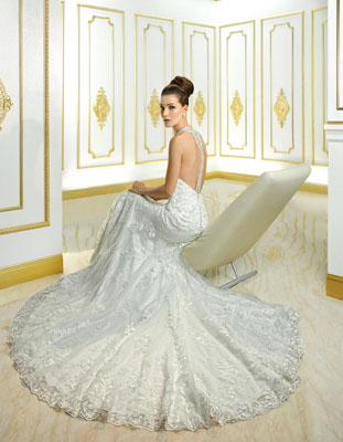 suknia ślubna 7685 z kolekcji Cosmobella  