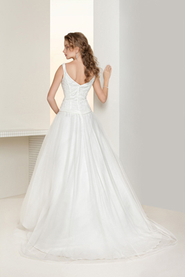 suknia ślubna L722B z kolekcji oreasposa  