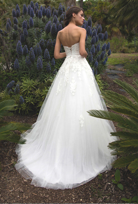 Suknia ślubna nathair2 z firmy Enzoani  
