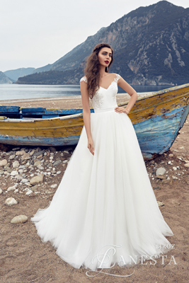 Suknia ślubna Biruz 2 z firmy Lanesta  